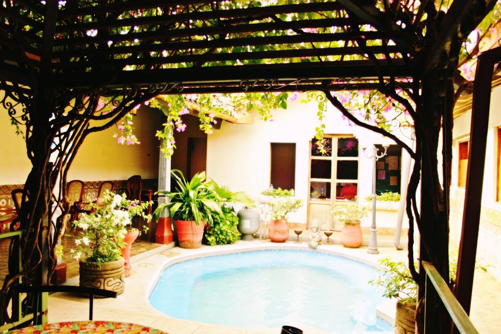 Hostal Sonati León Exterior foto